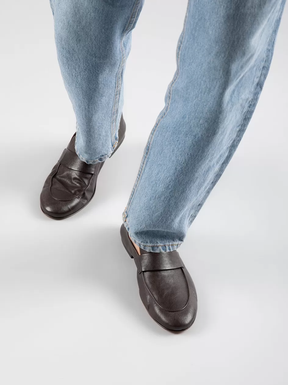 airto_001__green_leather_penny_loafers_101455.webp Officine Creative Loafers>AIRTO 001 - Green Leather Penny Loafers MYSTERIOUS